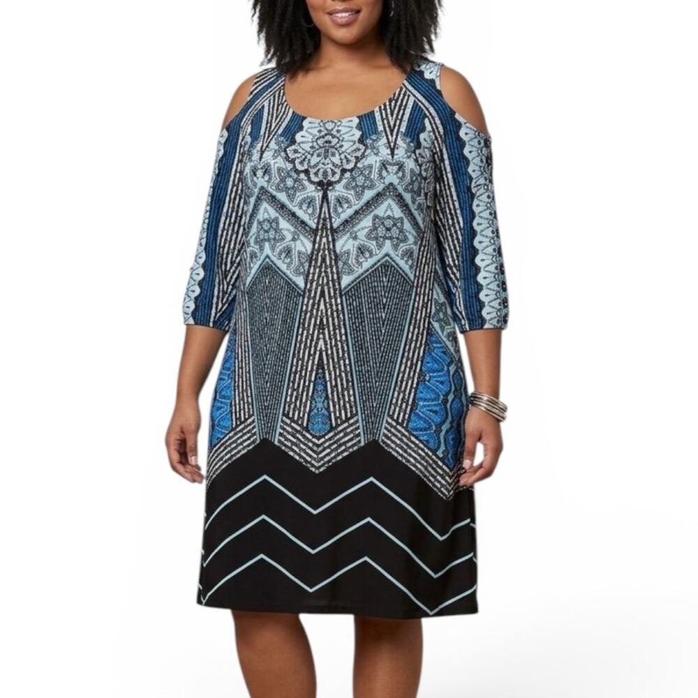 New Directions Woman cold shoulder shift dress NWT size 2X